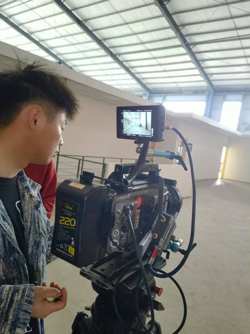 富蕴县电商产品视频拍摄制作：小成本也能产出高质感内容？